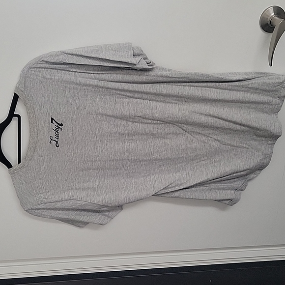 Lucky 7 Grey SS V-Neck T-shirt L - Picture 3 of 4